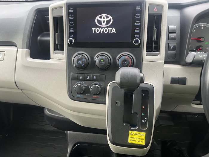 2022 Toyota Hiace Commuter
