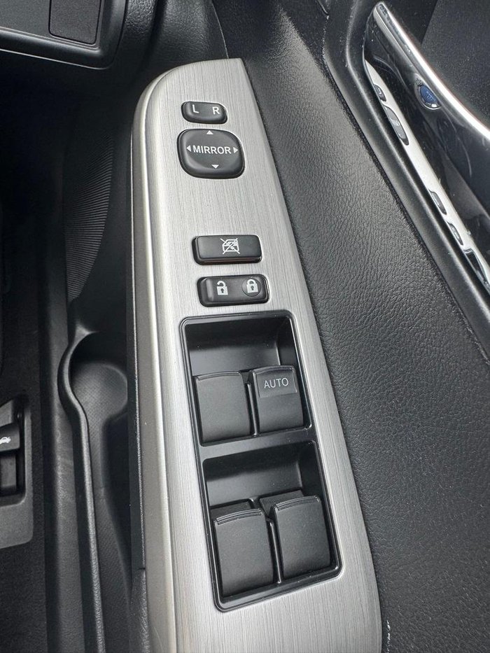 2013 Toyota Camry Hybrid H AVV50R Diamond White