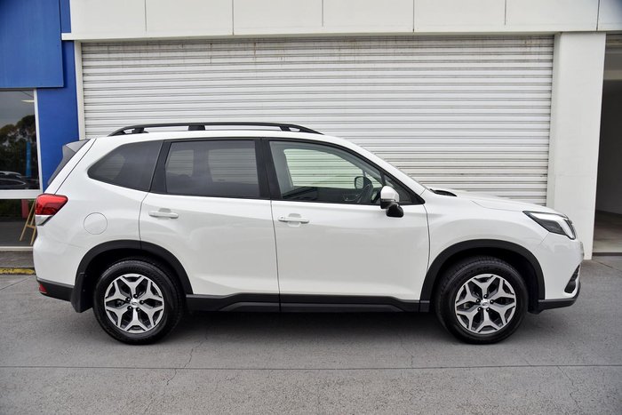 2024 Subaru Forester 2.5i