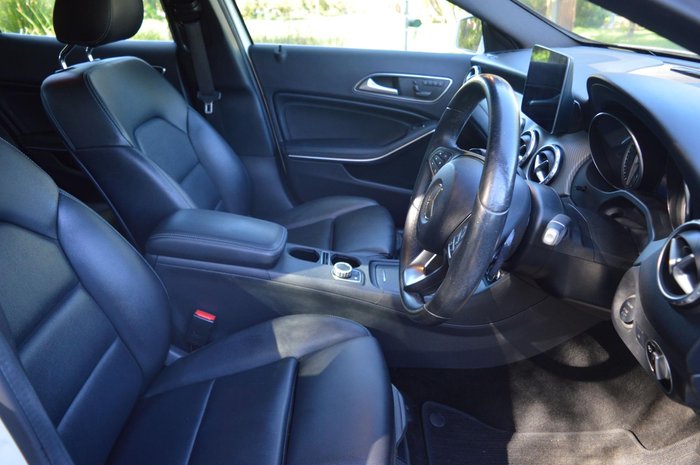 2017 Mercedes-Benz GLA-Class GLA180 X156 Cirrus White