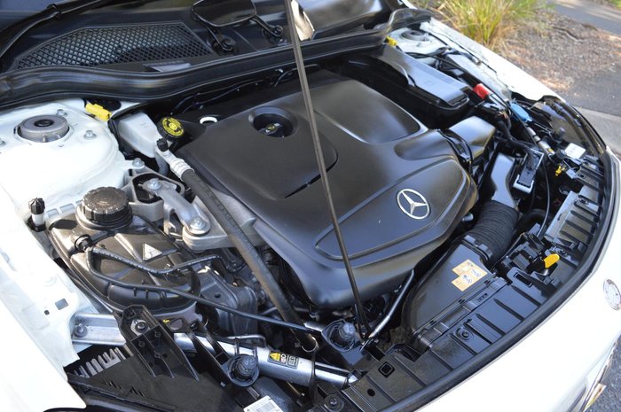 2017 Mercedes-Benz GLA-Class GLA180 X156 Cirrus White