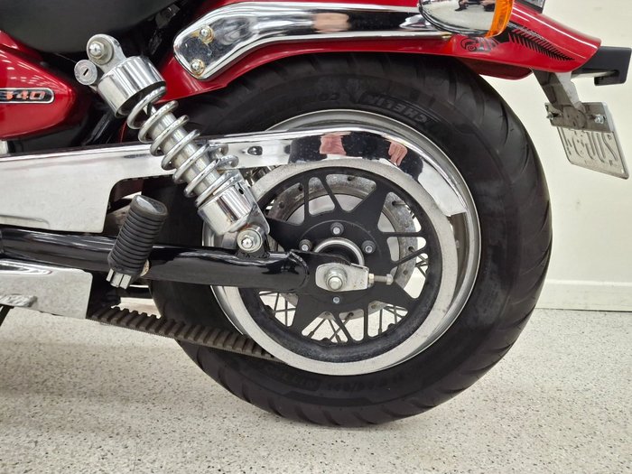 2015 Suzuki BOULEVARD S40 Red