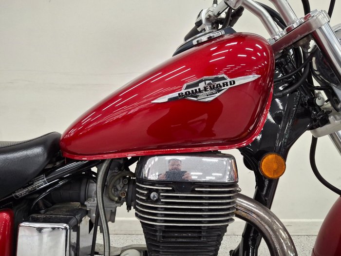 2015 Suzuki BOULEVARD S40 Red