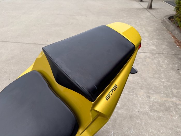 2012 Triumph DAYTONA 675 Yellow