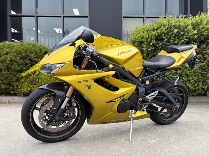 2012 Triumph DAYTONA 675 Yellow