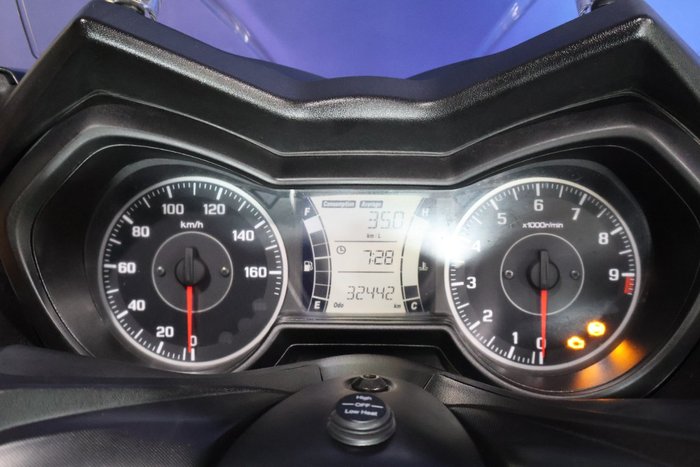 2019 Yamaha XMAX 300 (CZD300A)