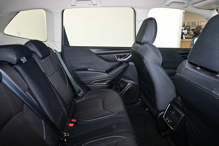 2024 Subaru Forester 2.5i