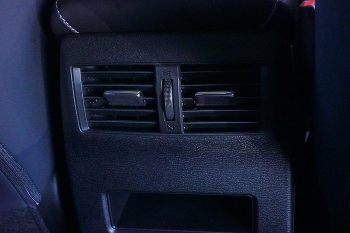 2026 Mitsubishi Outlander LS