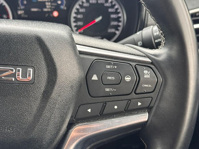 2022 Isuzu D-MAX LS-U+