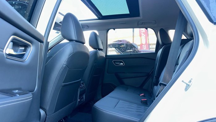 2025 Nissan X-TRAIL Ti-L T33 MY26 4X4 On Demand Everest White/Black Roof