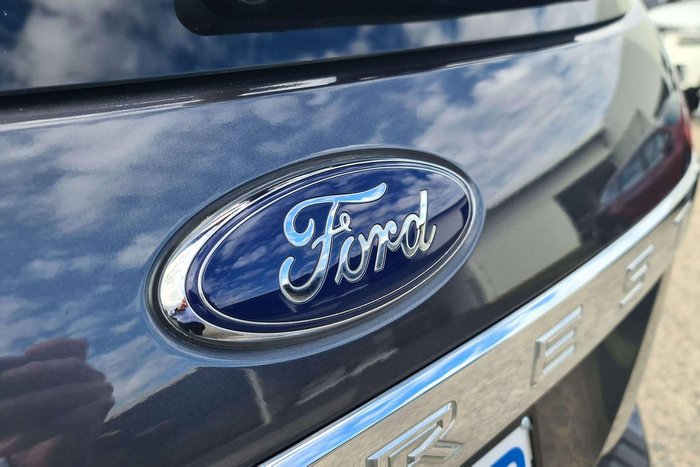 2021 Ford Everest Titanium