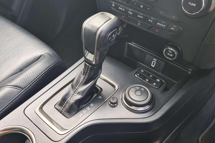 2021 Ford Everest Titanium