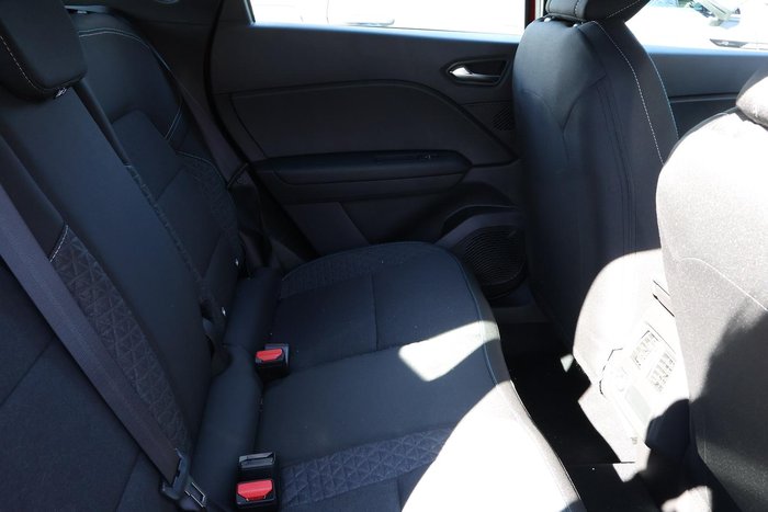 2025 Mitsubishi ASX LS