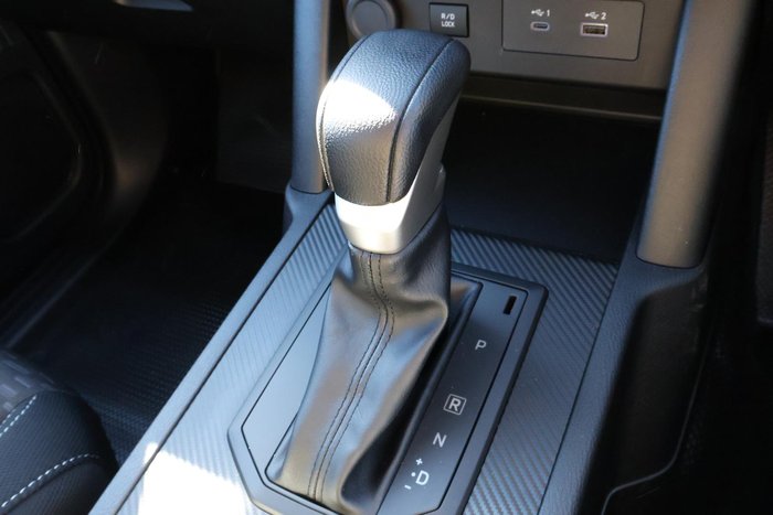 2025 Mitsubishi Triton GLX+