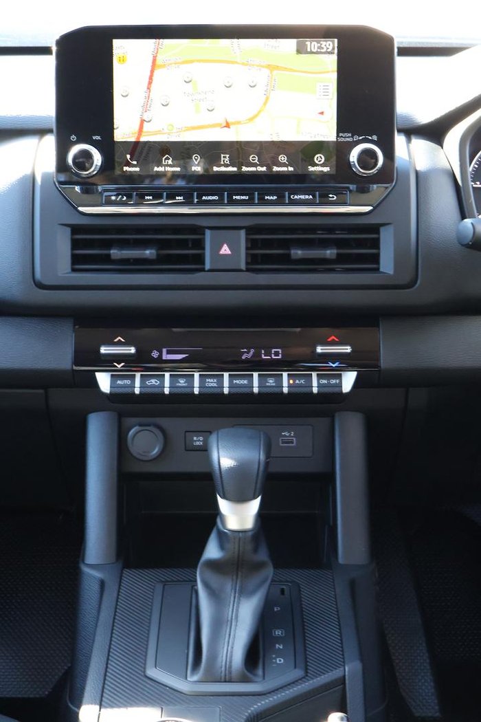 2025 Mitsubishi Triton GLX+