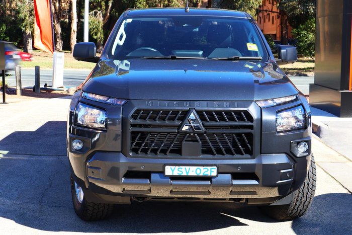 2025 Mitsubishi Triton GLX+