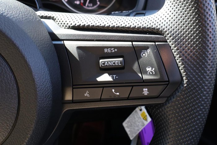 2025 Mitsubishi Triton GLX+