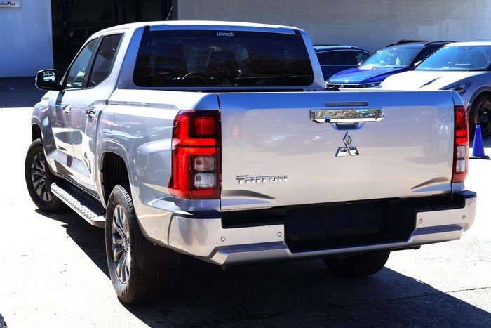 2025 Mitsubishi Triton GLS