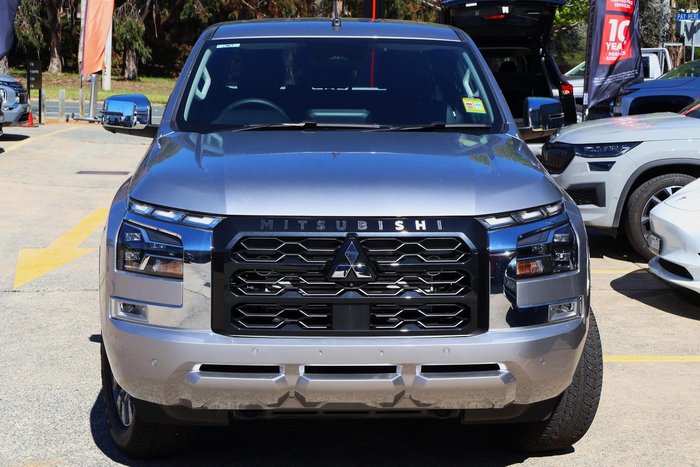 2025 Mitsubishi Triton GLS