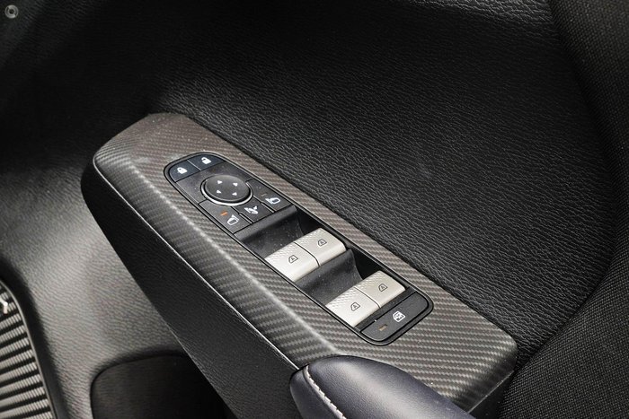 2025 Mitsubishi Outlander LS