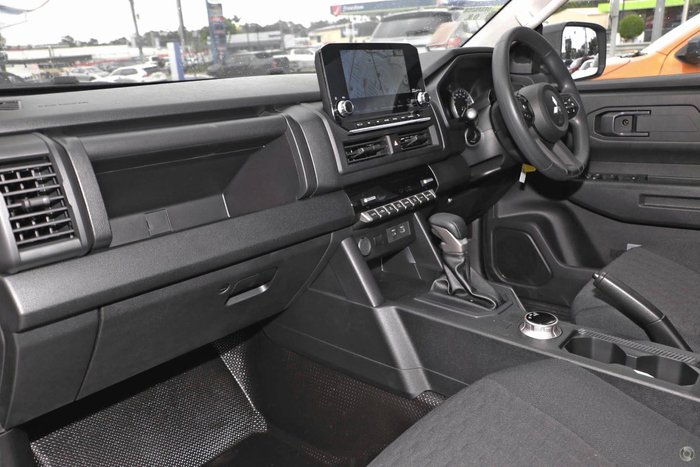 2025 Mitsubishi Triton GLX