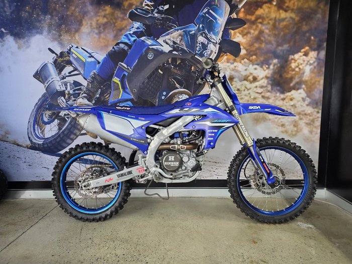 2024 Yamaha YZ450F BLUE