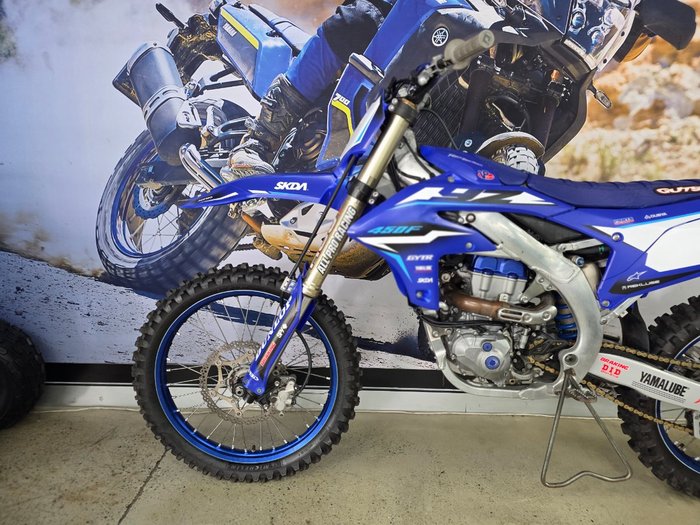 2024 Yamaha YZ450F BLUE
