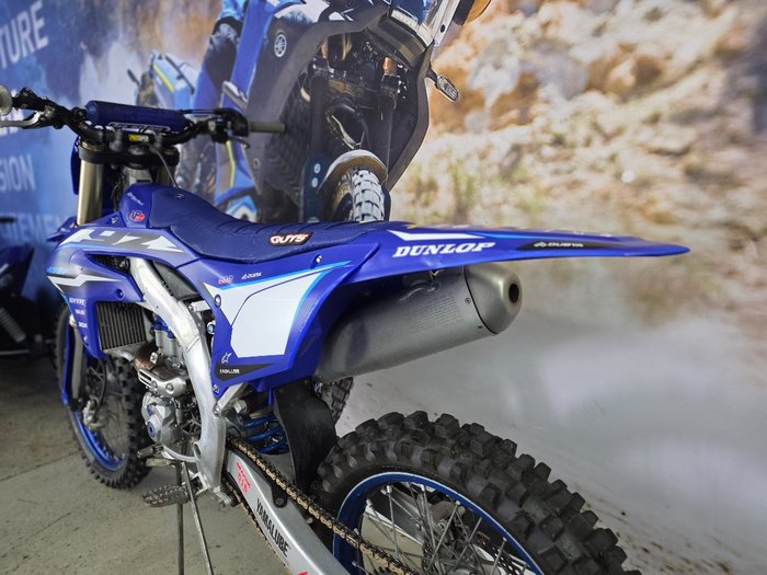 2024 Yamaha YZ450F BLUE