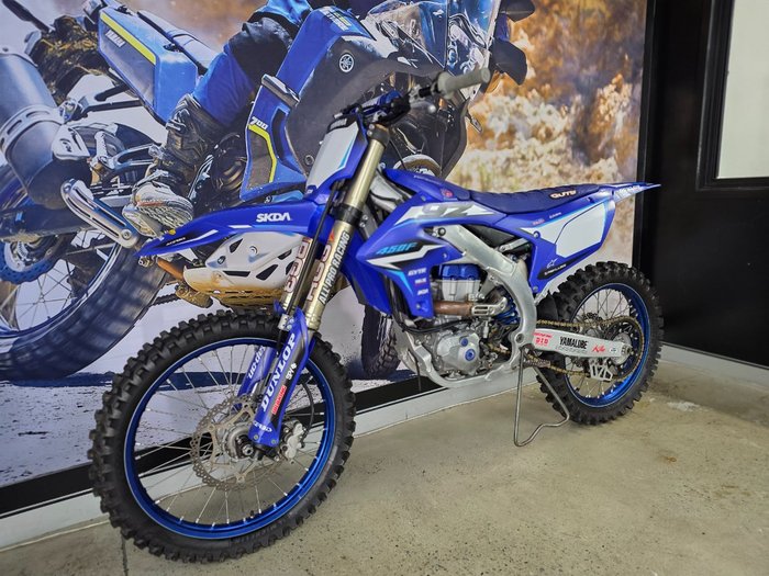2024 Yamaha YZ450F BLUE