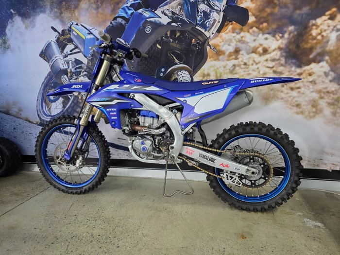 2024 Yamaha YZ450F BLUE