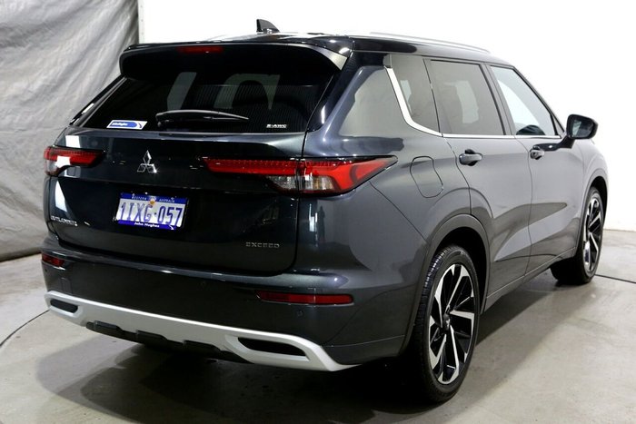 2024 Mitsubishi Outlander Exceed Tourer