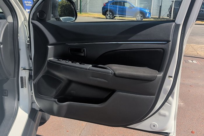 2021 Mitsubishi ASX ES