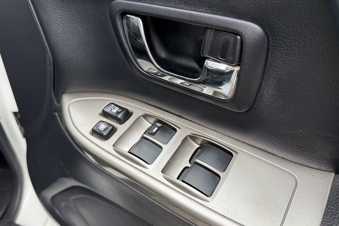 2019 Mitsubishi Pajero GLX