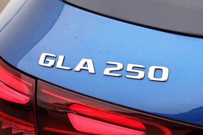 2025 Mercedes-Benz GLA-Class GLA250
