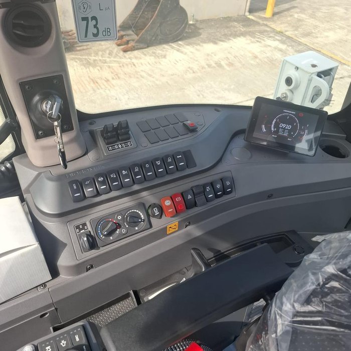 2024 Hidromek Hmk102s Supra White