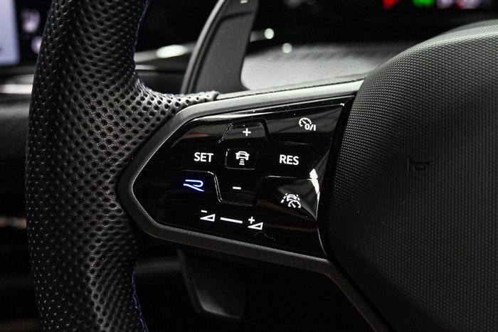 2023 Volkswagen Golf R