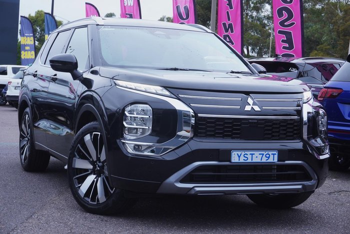 2025 Mitsubishi Outlander Exceed