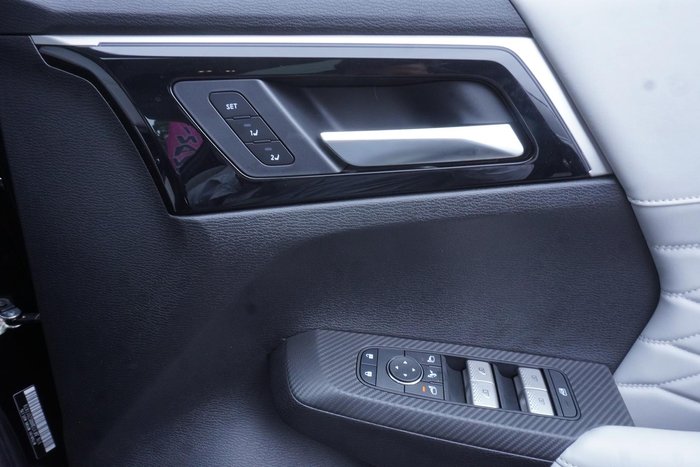 2025 Mitsubishi Outlander Exceed