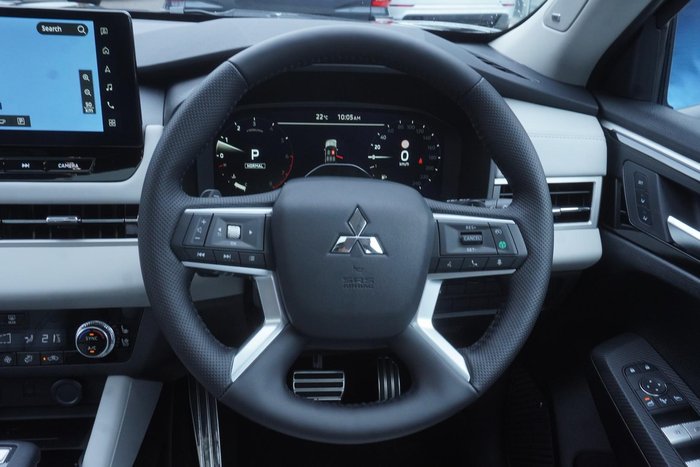 2025 Mitsubishi Outlander Exceed