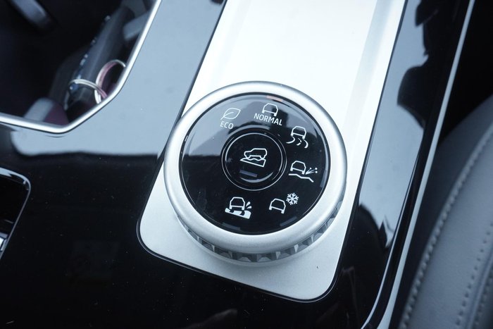 2025 Mitsubishi Outlander Exceed