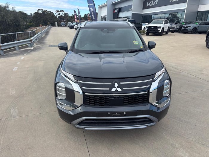 2025 Mitsubishi Outlander