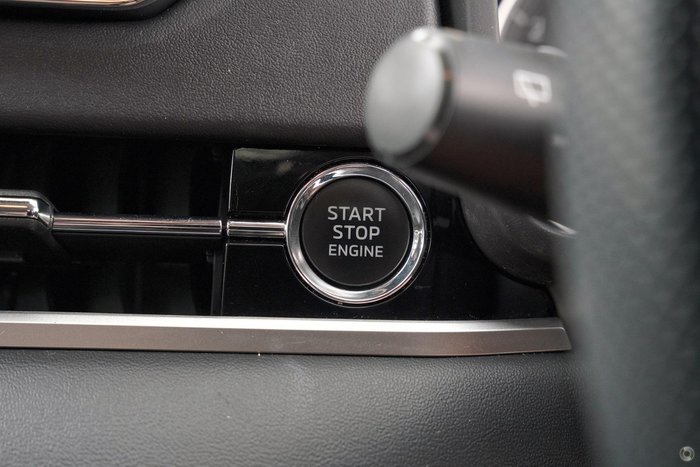 2025 Mitsubishi Outlander LS ZM MY24 White Diamond