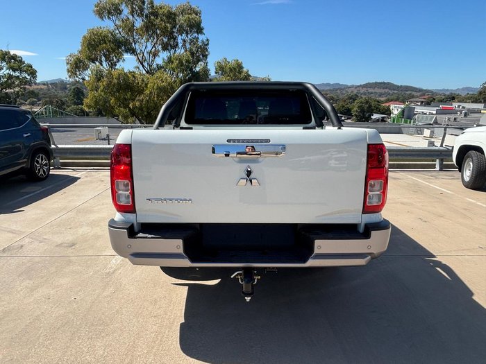 2025 Mitsubishi Triton GLX