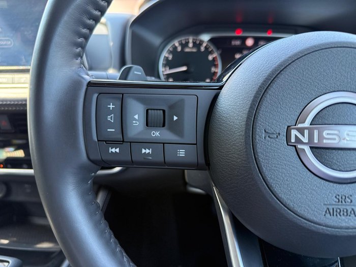 2024 Nissan X-TRAIL ST-L