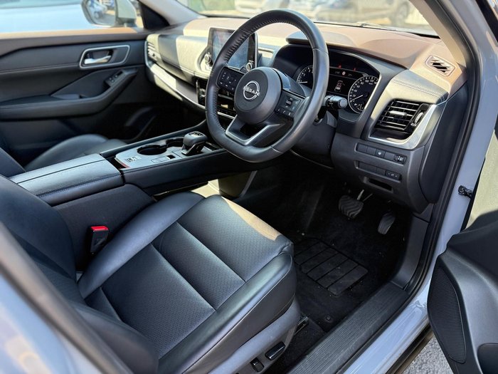 2024 Nissan X-TRAIL ST-L