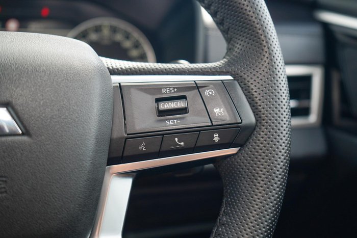 2023 Mitsubishi Outlander LS