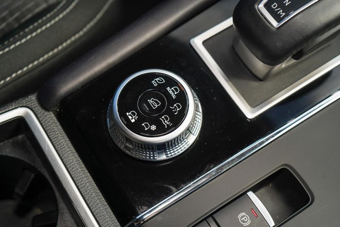 2023 Mitsubishi Outlander LS