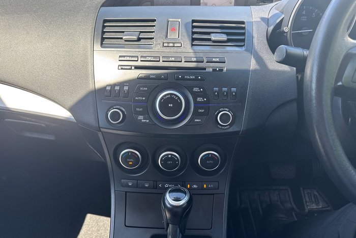 2013 Mazda 3 Maxx Sport