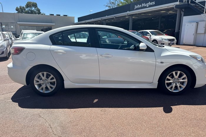 2013 Mazda 3 Maxx Sport