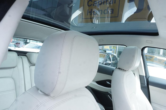 2018 Jaguar E-PACE P250 R-Dynamic SE